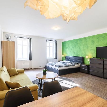 Pilsner Apartments Пилзен Екстериор снимка